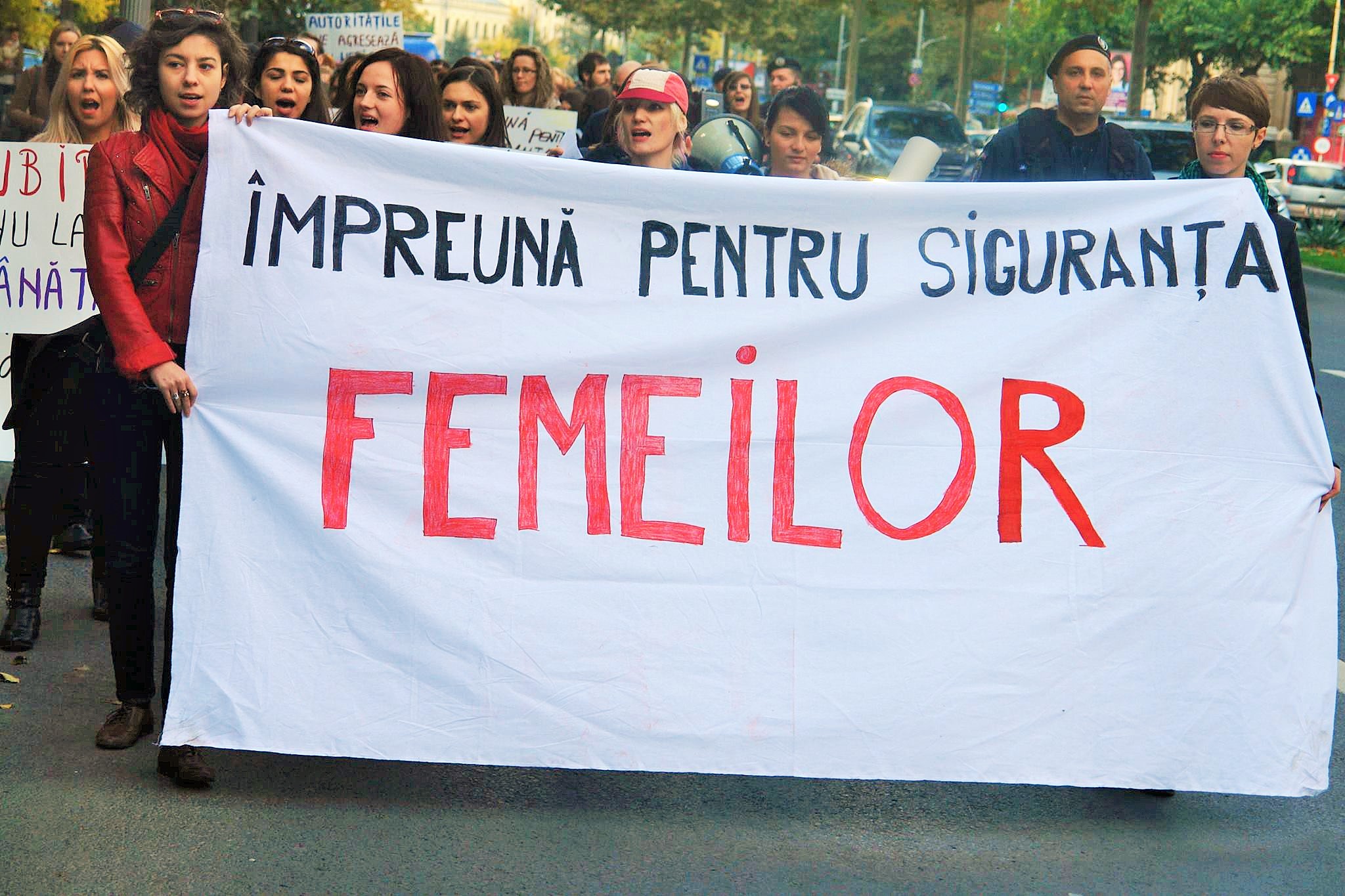 Marșul “Împreună pentru siguranța femeilor” (sâmbătă, 15 octombrie, 2016, BUCUREȘTI)
