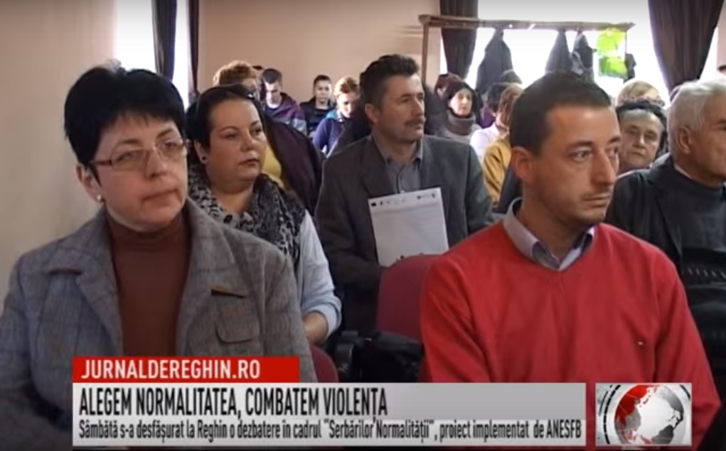 Seria de dezbateri „Serbările Normalității” a ajuns şi în municipiul Reghin