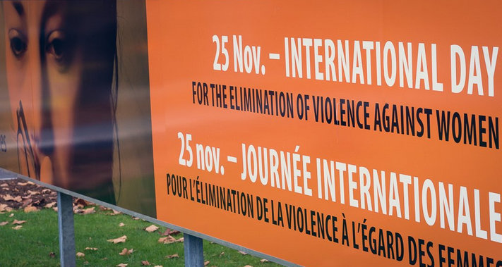 Structurile europene condamnă violenţa împotriva femeilor şi a fetelor